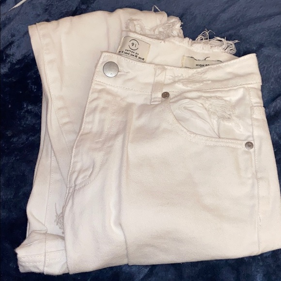 High Rise Mom Jeans - Picture 2 of 4